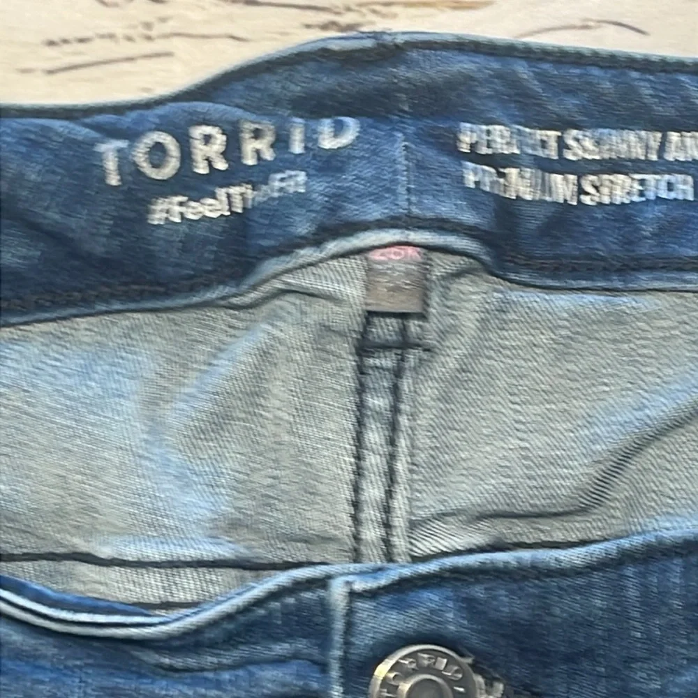 Torrid Blue Denim Jeans Perfect Skinny Ankle Premium Stretch Size 26R Preowned